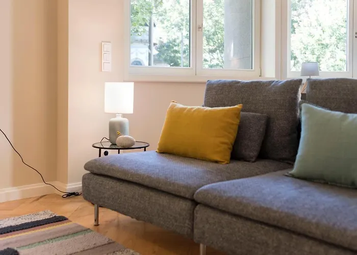 Luxury Center Emporium Lejlighed