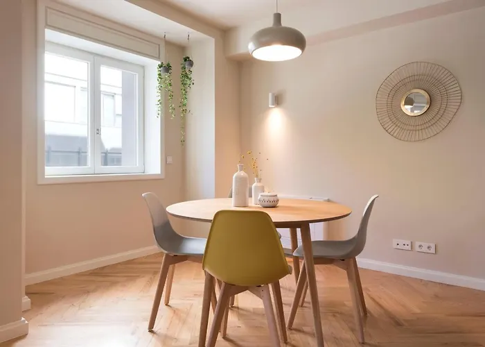 Luxury Center Emporium