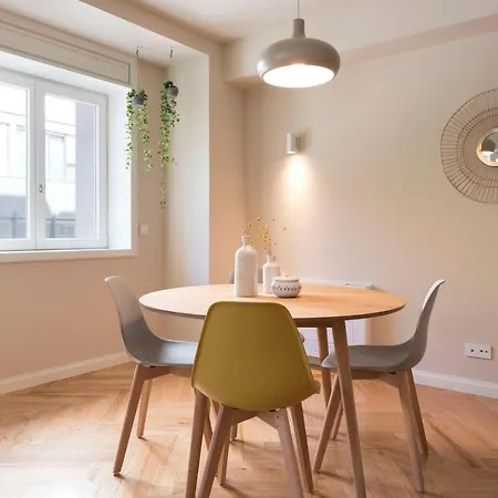 Luxury Center Emporium